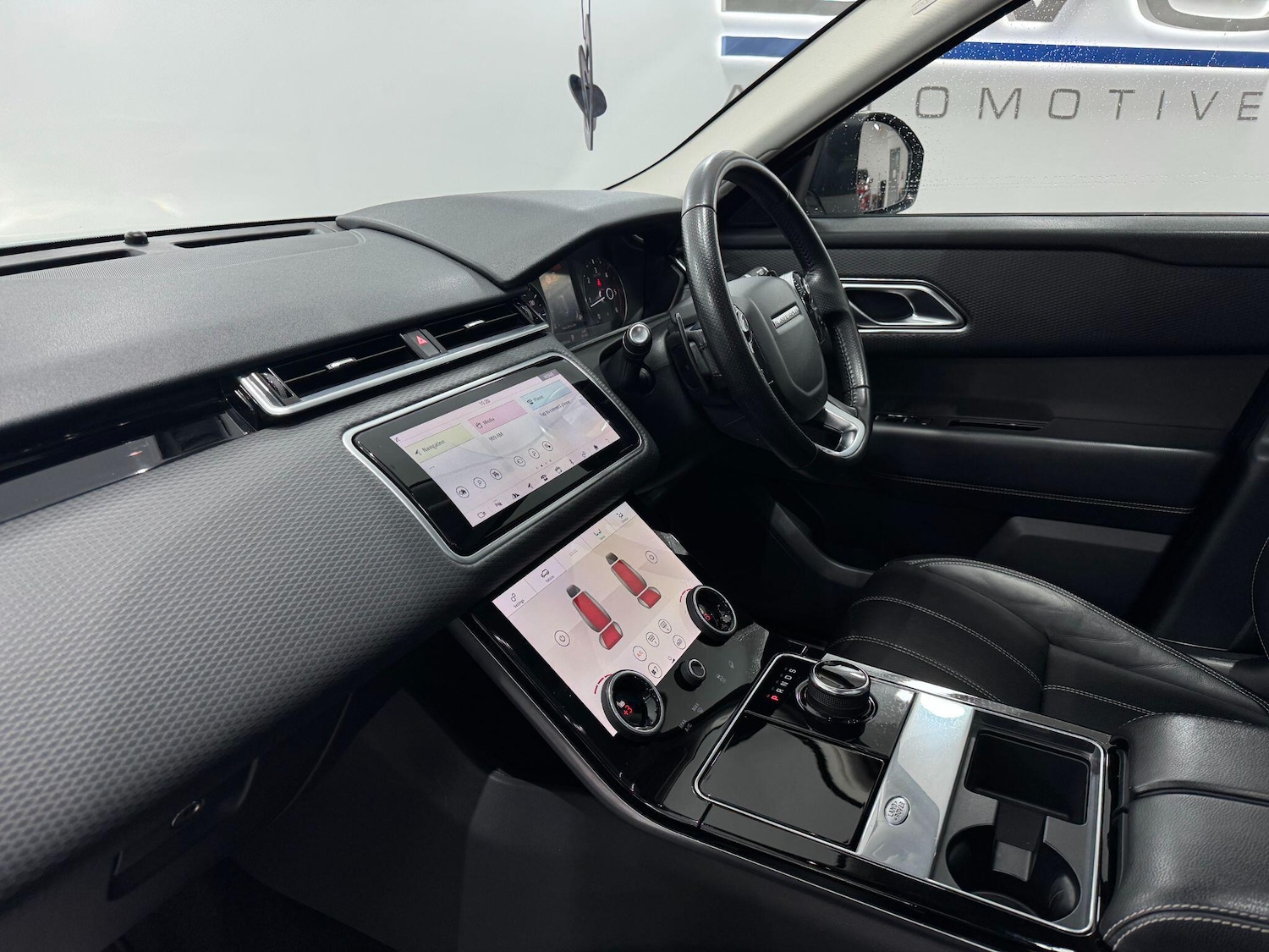 Used Land Rover Range Rover Velar 2019 for sale - 77202784: Photo 44