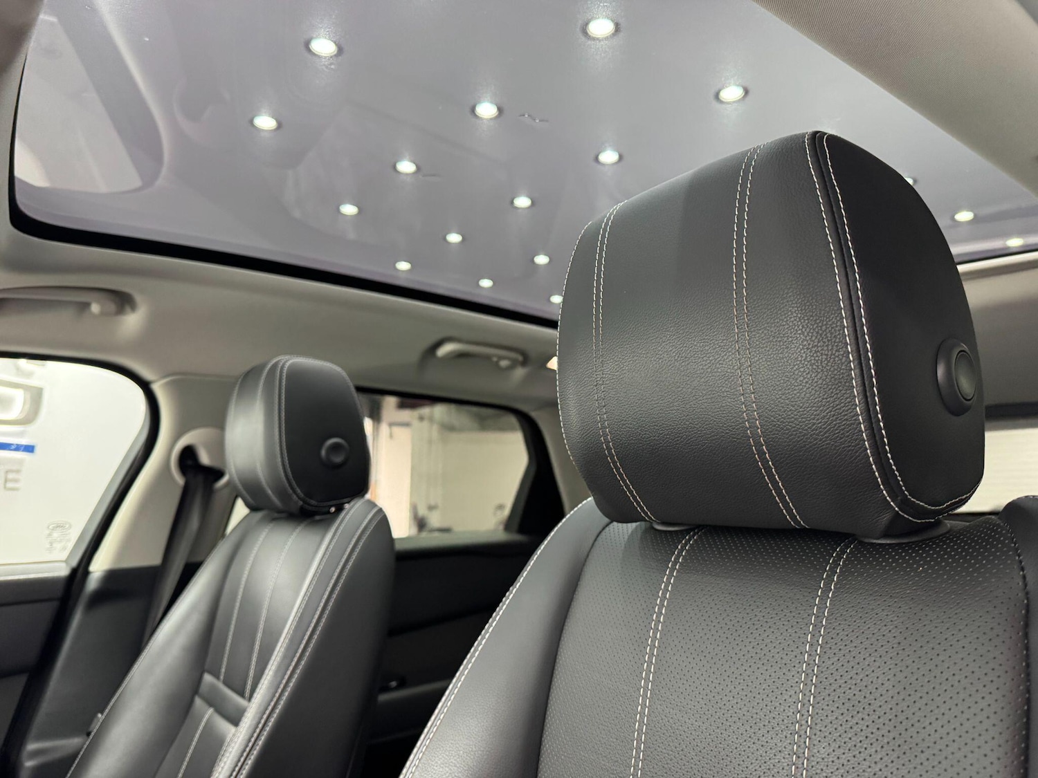 Used Land Rover Range Rover Velar 2019 for sale - 77202784: Photo 45