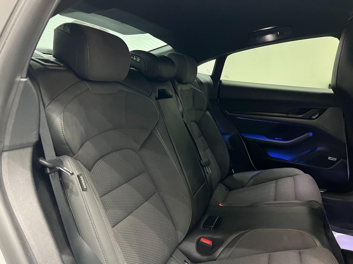 Used Porsche Taycan 2020 for sale - 76151807: Photo 13