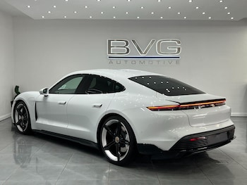 Used Porsche Taycan 2020 for sale - 76151807: Photo 4