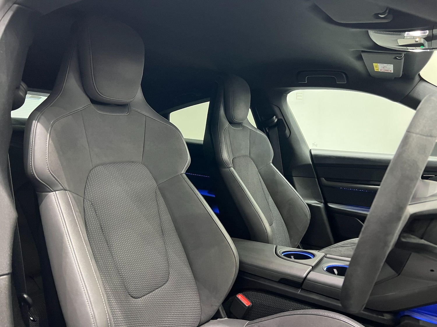 Used Porsche Taycan 2020 for sale - 76151807: Photo 9
