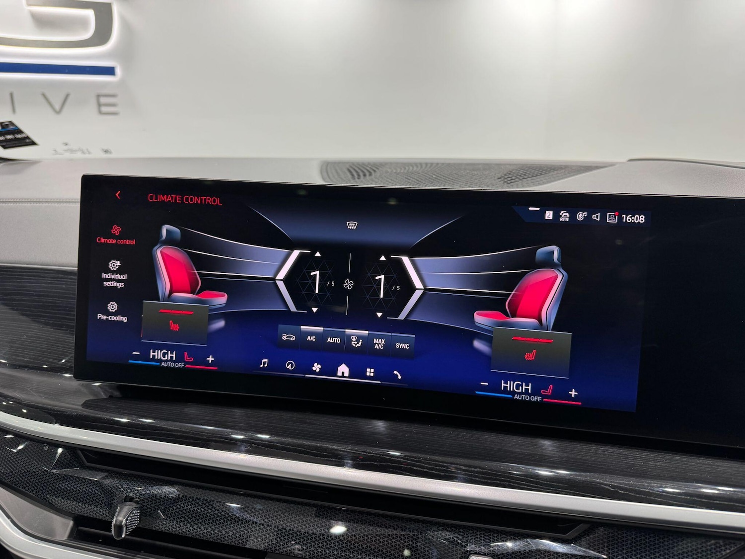 Used BMW X7 2023 for sale - 77091607: Photo 42