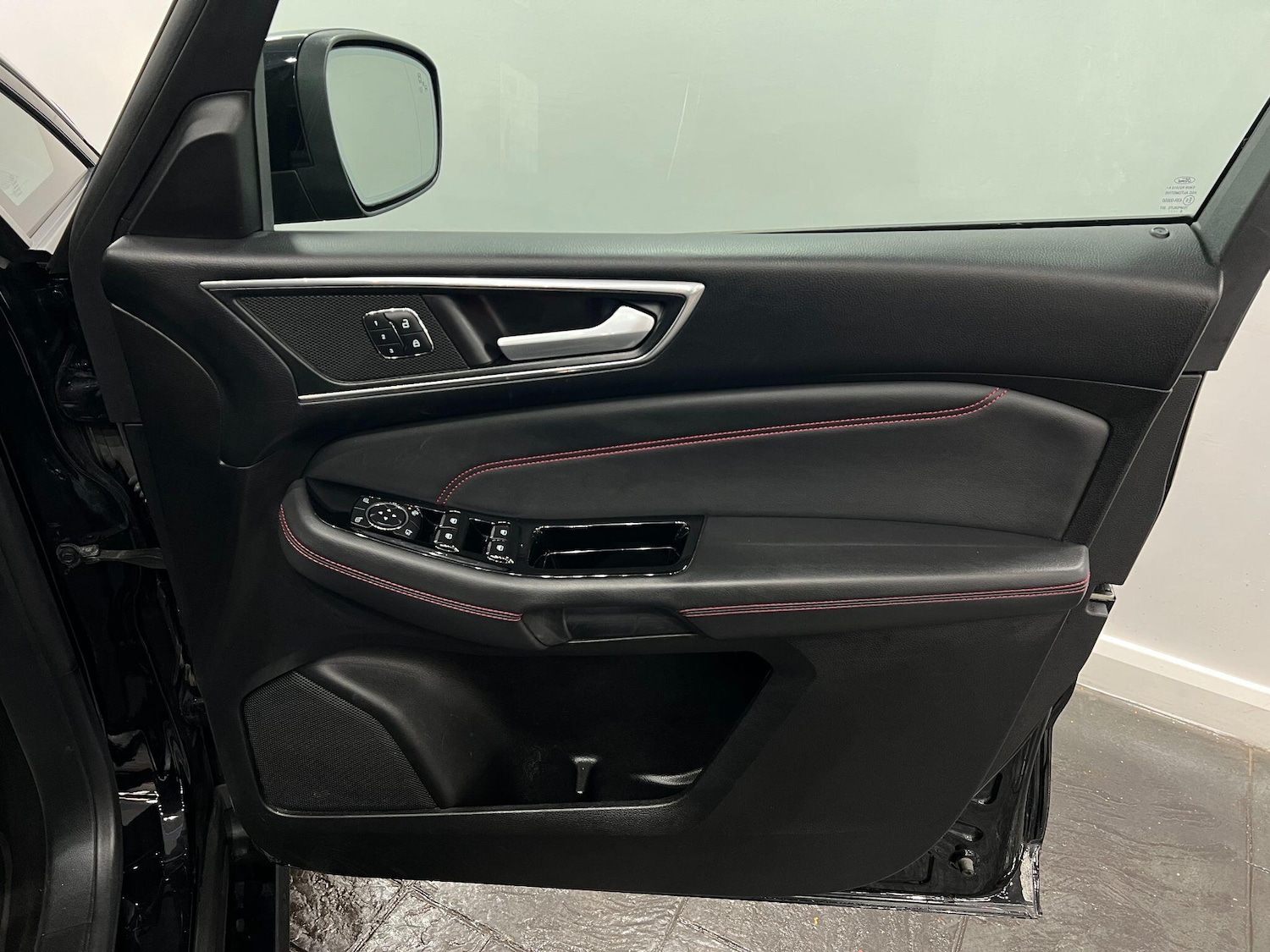 Used Ford S-Max 2018 for sale - 76109149: Photo 28