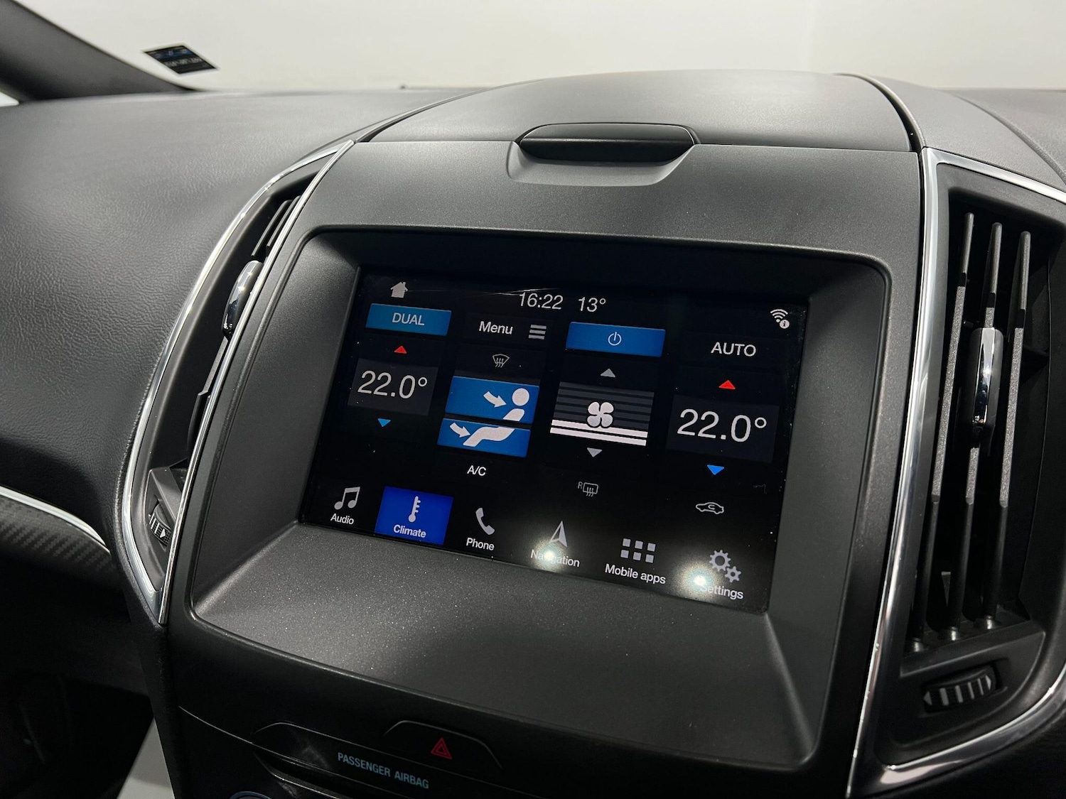 Used Ford S-Max 2018 for sale - 76109149: Photo 36