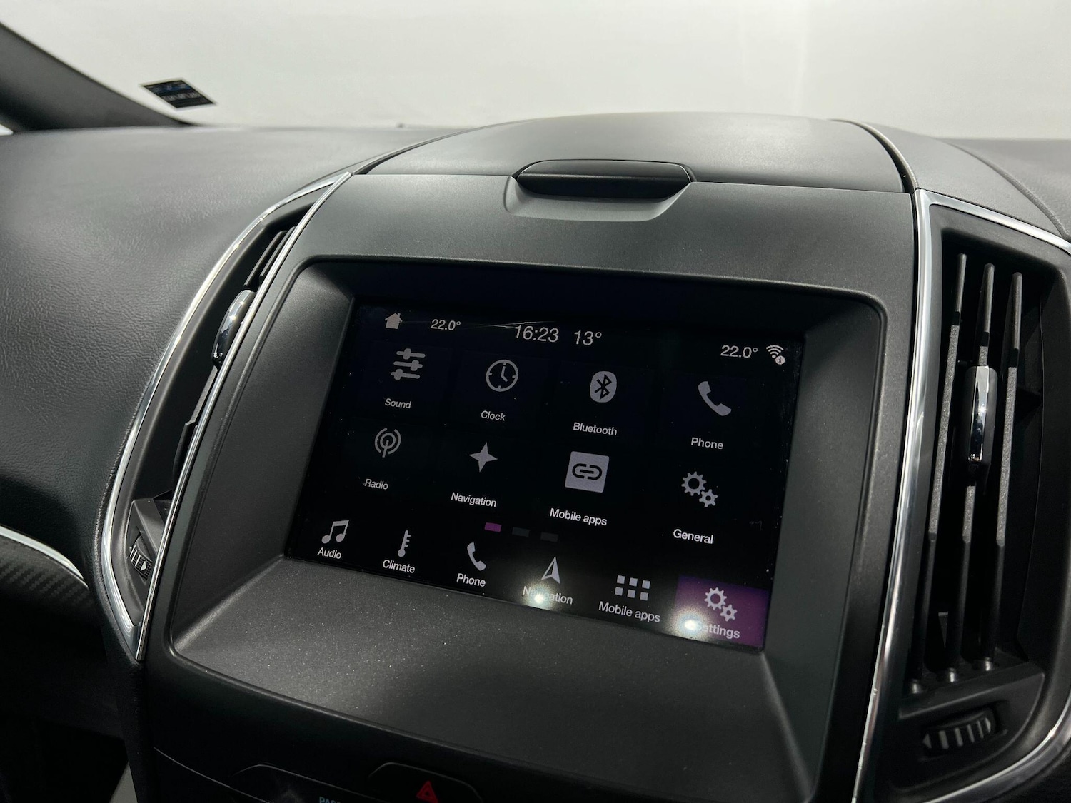 Used Ford S-Max 2018 for sale - 76109149: Photo 40