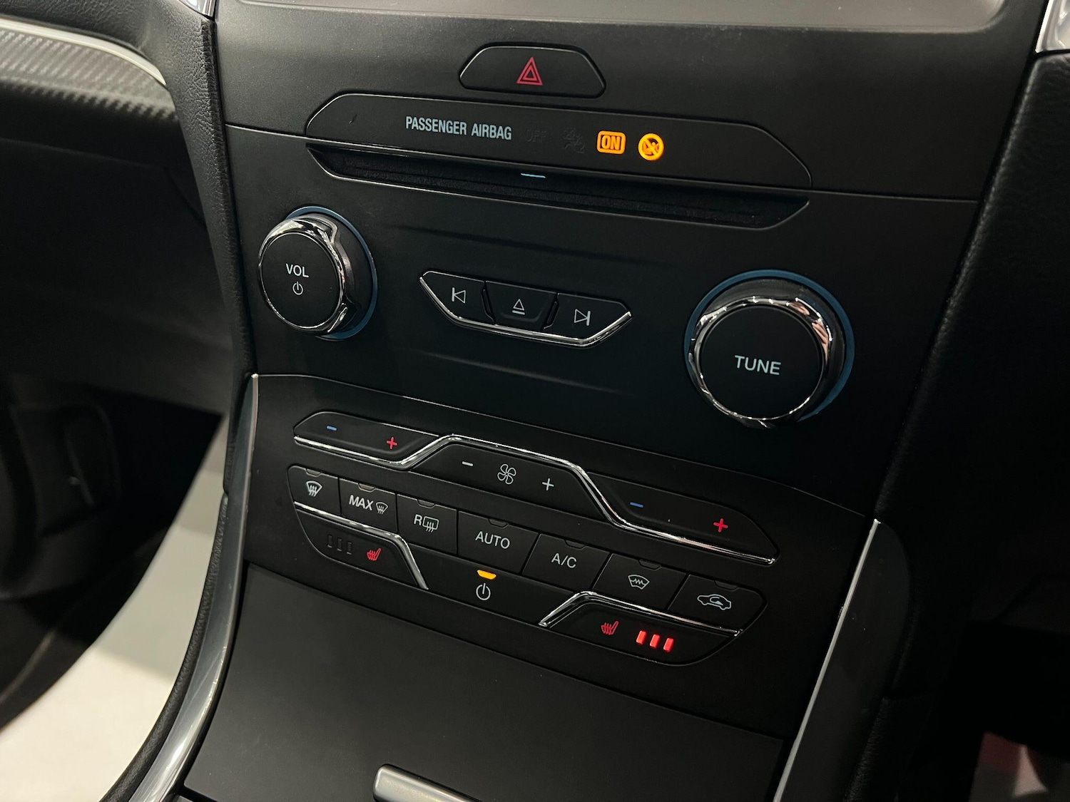 Used Ford S-Max 2018 for sale - 76109149: Photo 46