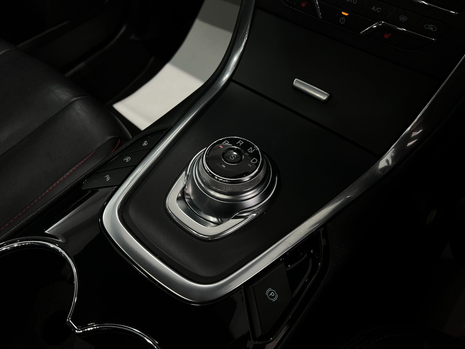 Used Ford S-Max 2018 for sale - 76109149: Photo 48