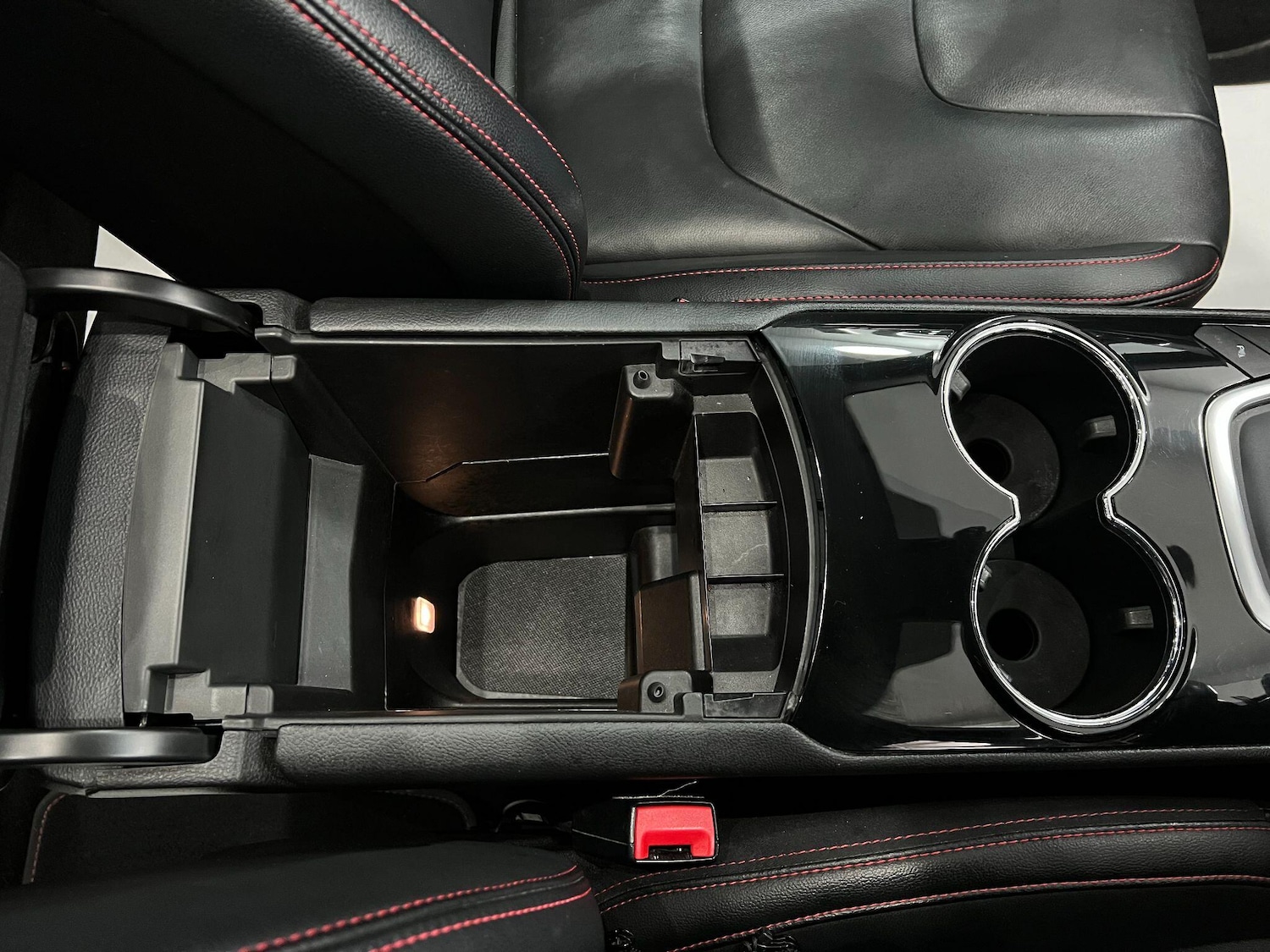 Used Ford S-Max 2018 for sale - 76109149: Photo 50