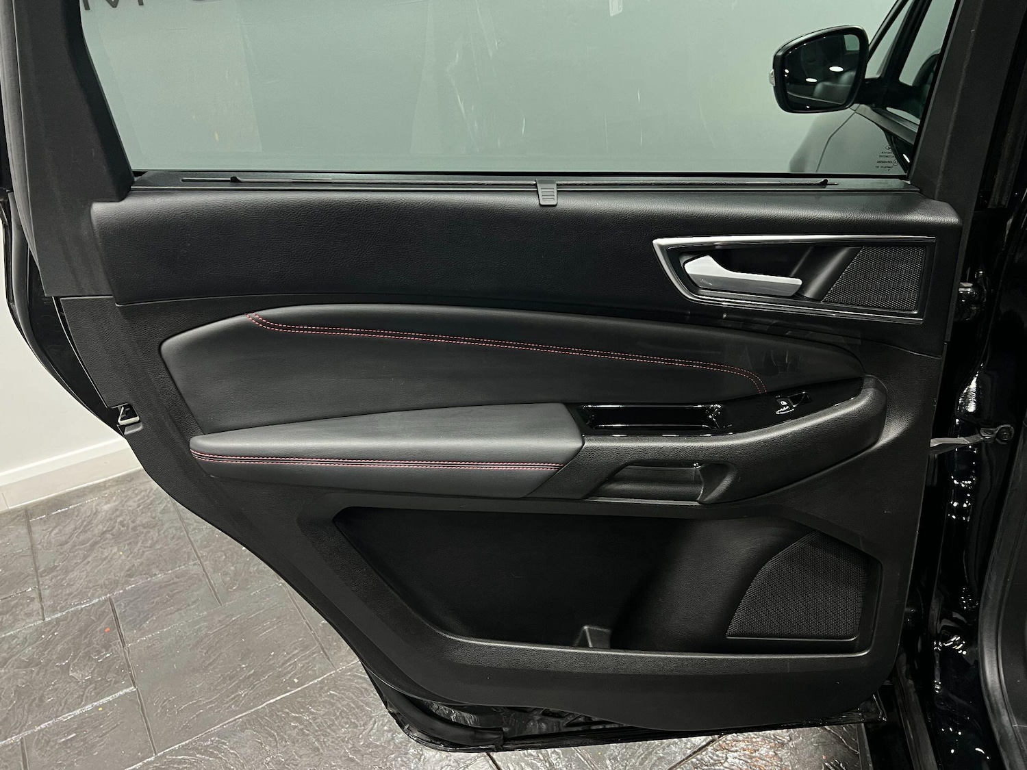 Used Ford S-Max 2018 for sale - 76109149: Photo 66