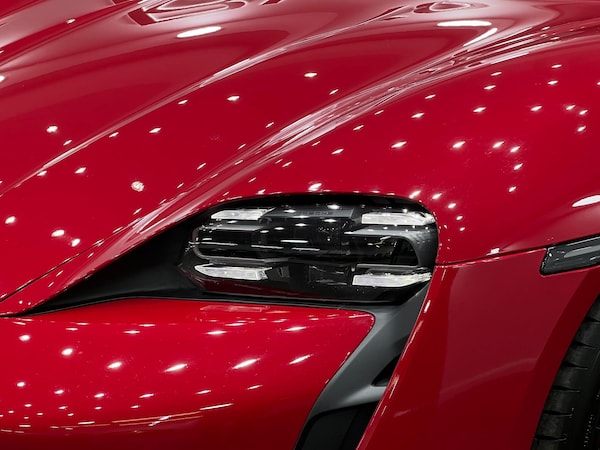 Used Porsche Taycan 2020 for sale - 74811366: Photo 12