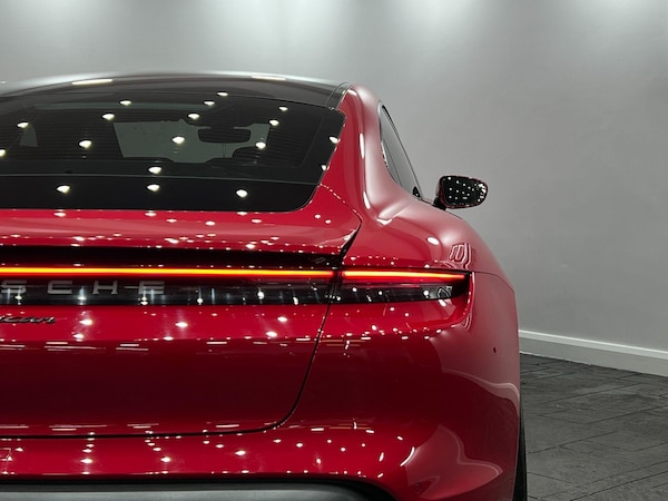 Used Porsche Taycan 2020 for sale - 74811366: Photo 24