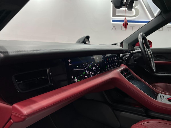 Used Porsche Taycan 2020 for sale - 74811366: Photo 56