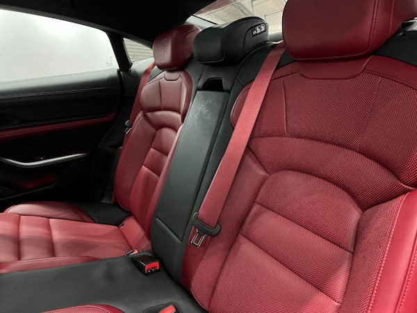 Used Porsche Taycan 2020 for sale - 74811366: Photo 59