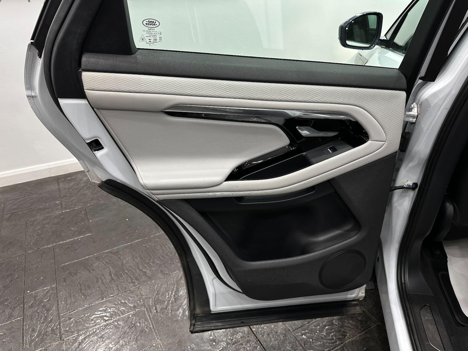 Used Land Rover Range Rover Evoque 2019 for sale - 76592074: Photo 56