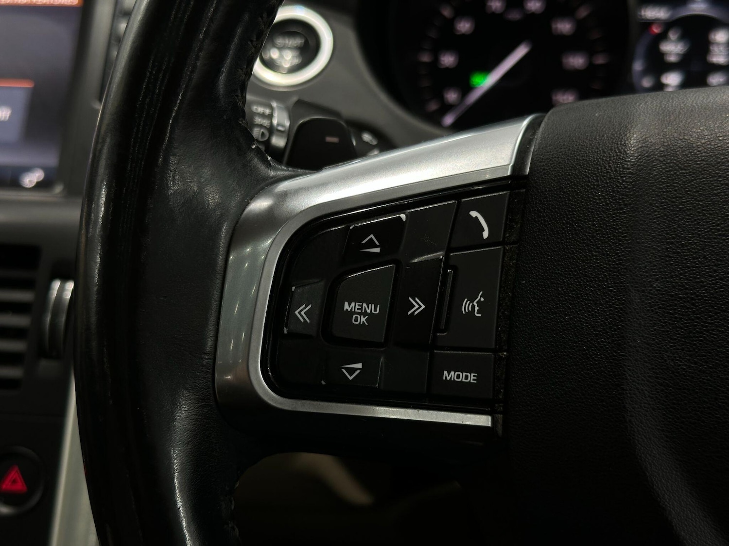 Used Land Rover Discovery Sport 2016 for sale - 77016112: Photo 46