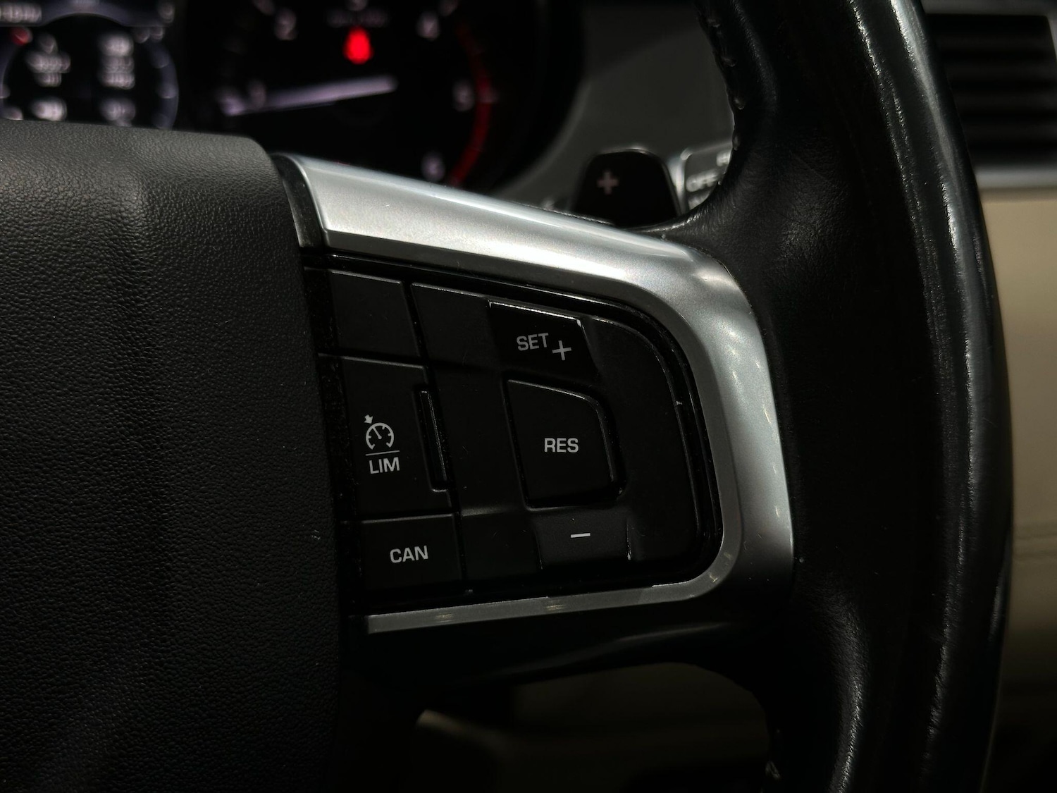 Used Land Rover Discovery Sport 2016 for sale - 77016112: Photo 47