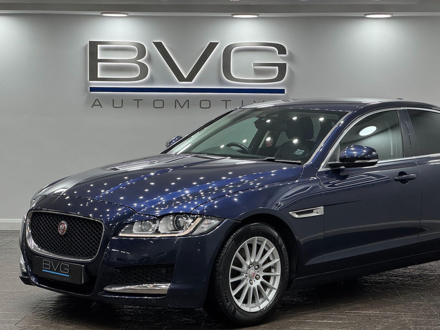 Used Jaguar XF 2017 for sale - 77396150: Photo 12