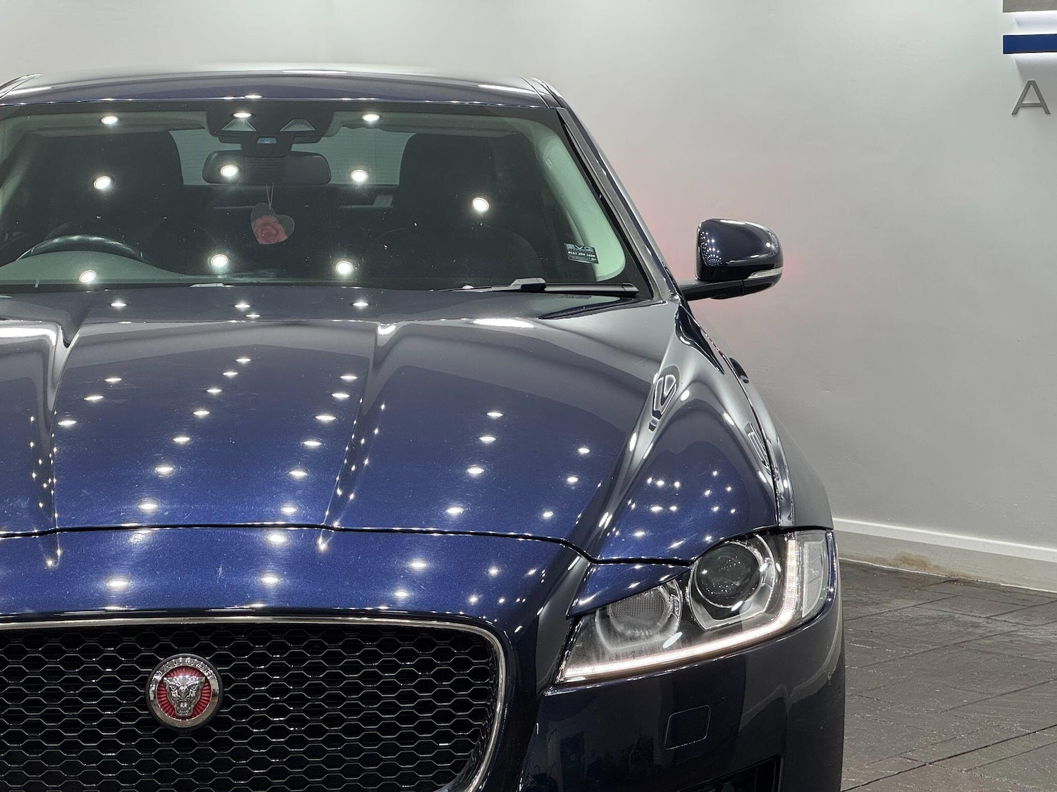 Used Jaguar XF 2017 for sale - 77396150: Photo 13