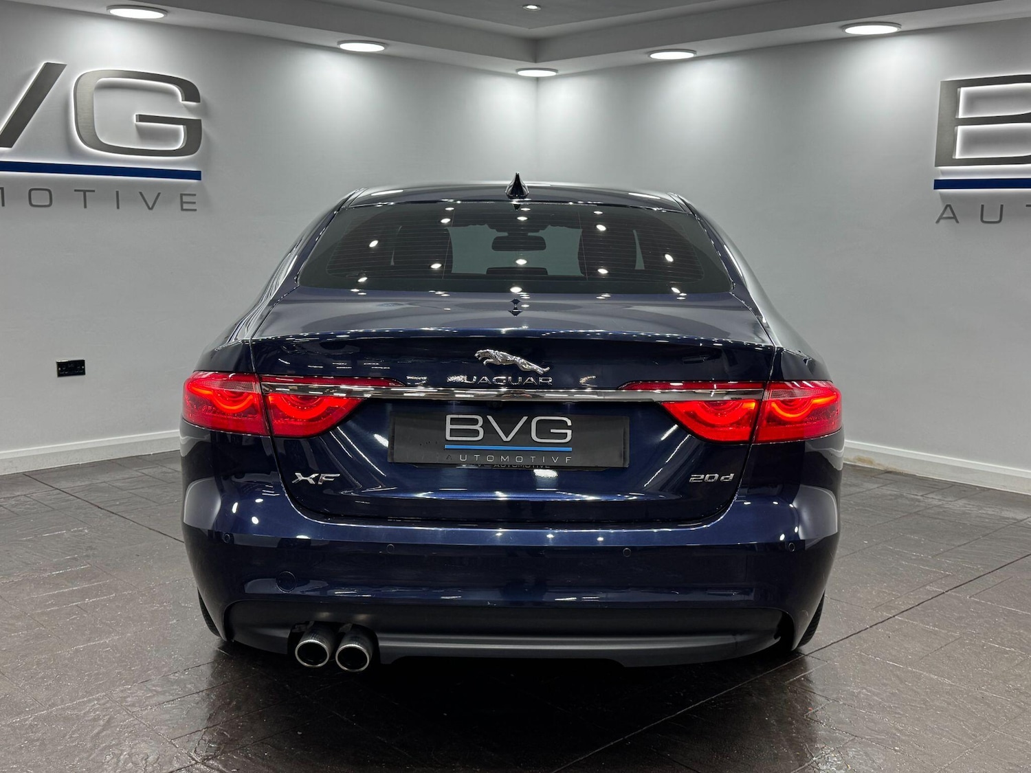 Used Jaguar XF 2017 for sale - 77396150: Photo 9