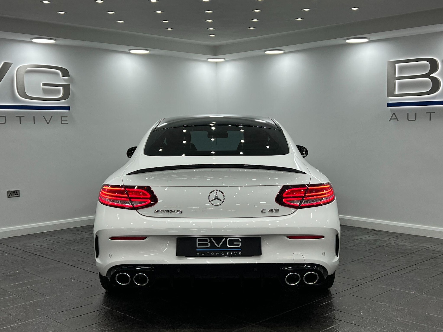 Used Mercedes-Benz C-Class 2018 for sale - 76137425: Photo 11