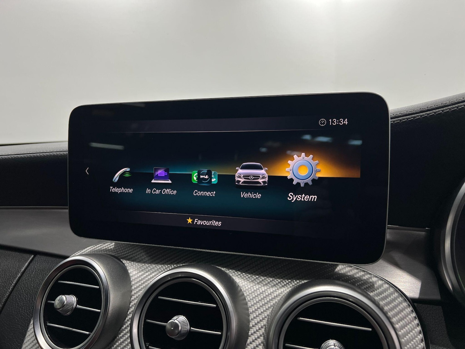 Used Mercedes-Benz C-Class 2018 for sale - 76137425: Photo 41