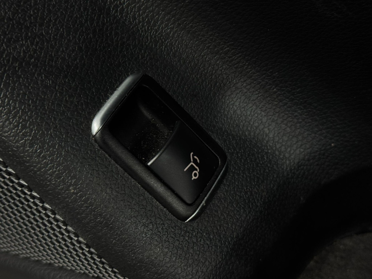 Used Mercedes-Benz GLA 2017 for sale - 77119799: Photo 31