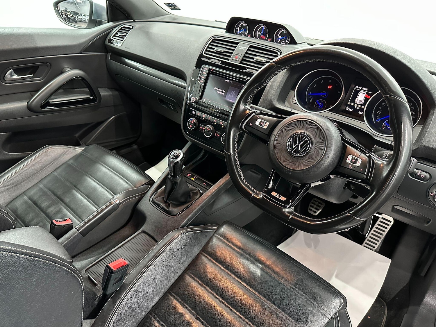 Used Volkswagen Scirocco 2017 for sale - 77066541: Photo 25