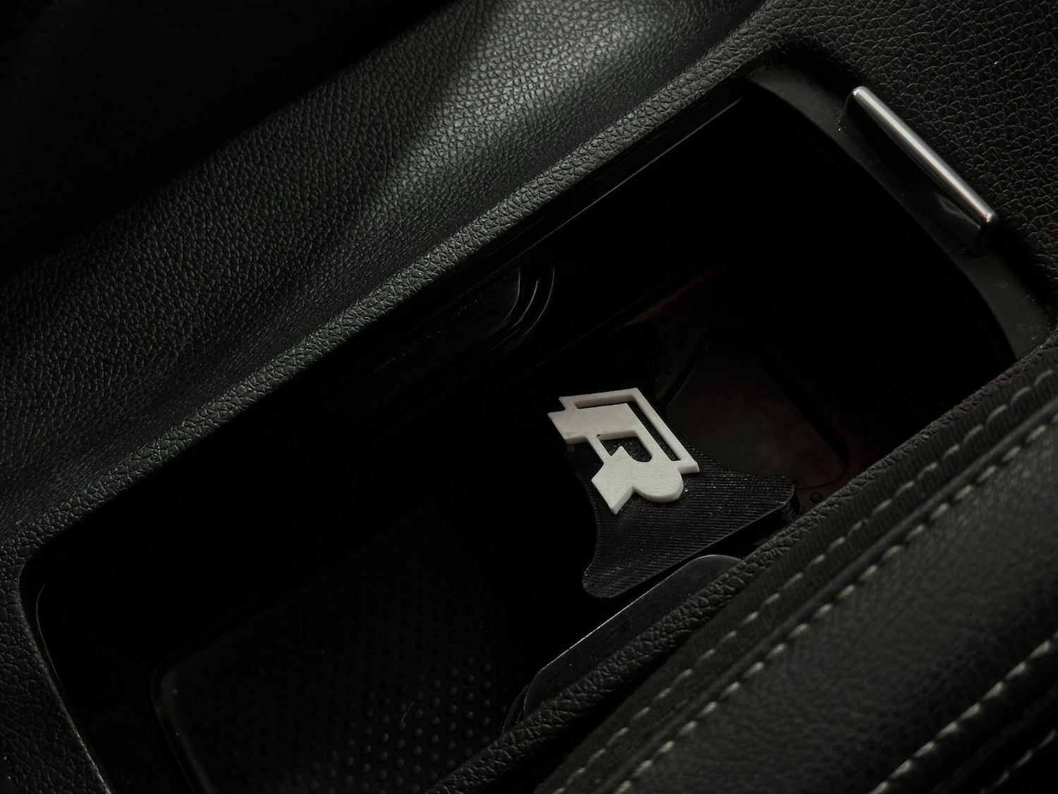 Used Volkswagen Scirocco 2017 for sale - 77066541: Photo 47