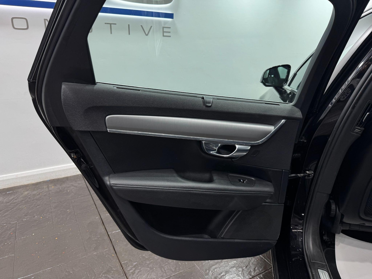 Used Volvo V90 2017 for sale - 78086501: Photo 56