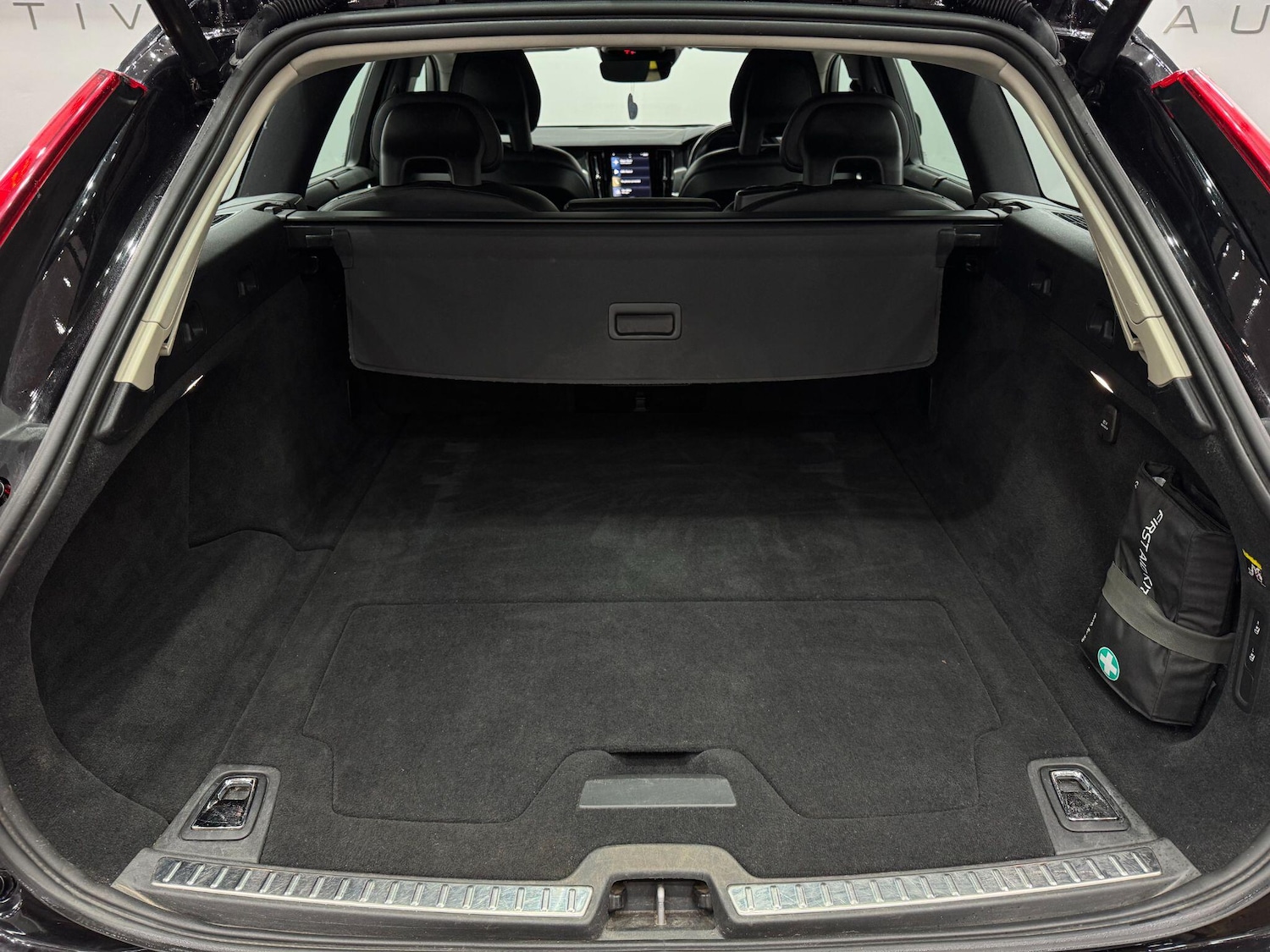 Used Volvo V90 2017 for sale - 78086501: Photo 64