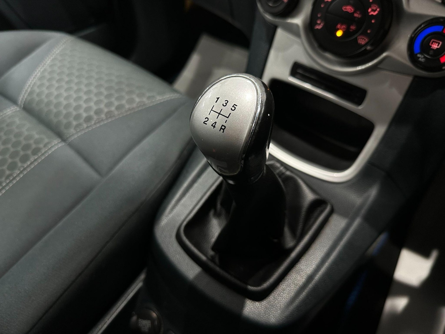 Used Ford Fiesta 2012 for sale - 76549112: Photo 34