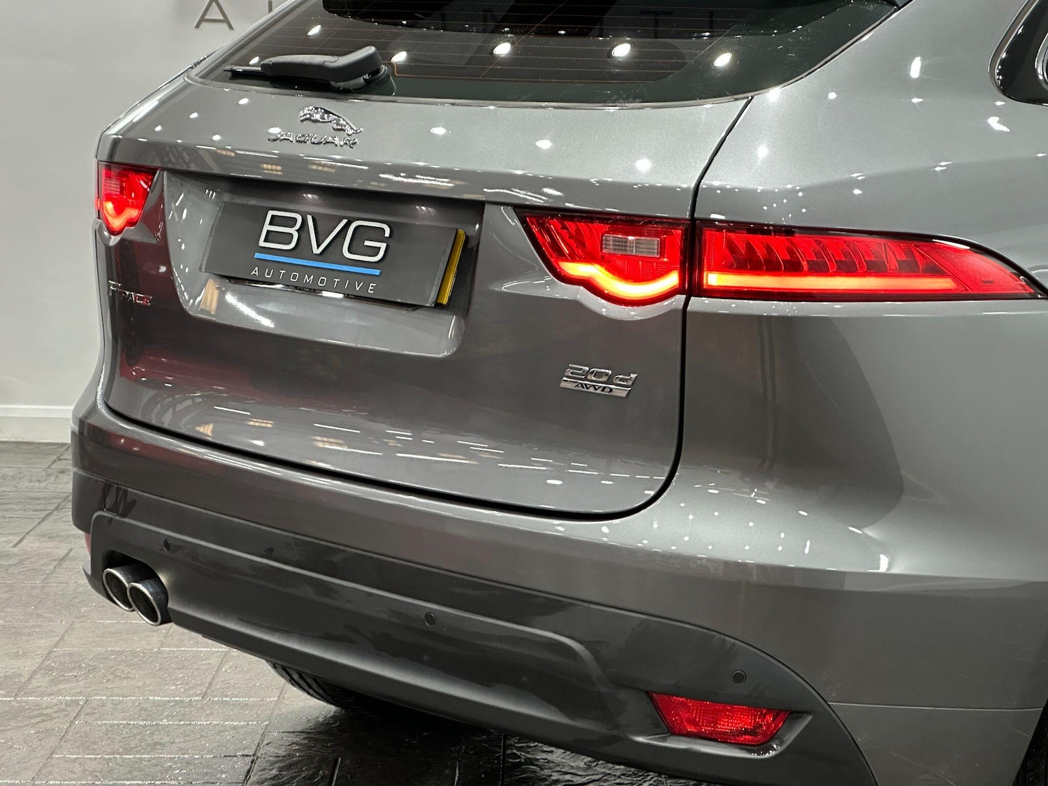 Used Jaguar F-Pace 2017 for sale - 76715240: Photo 21