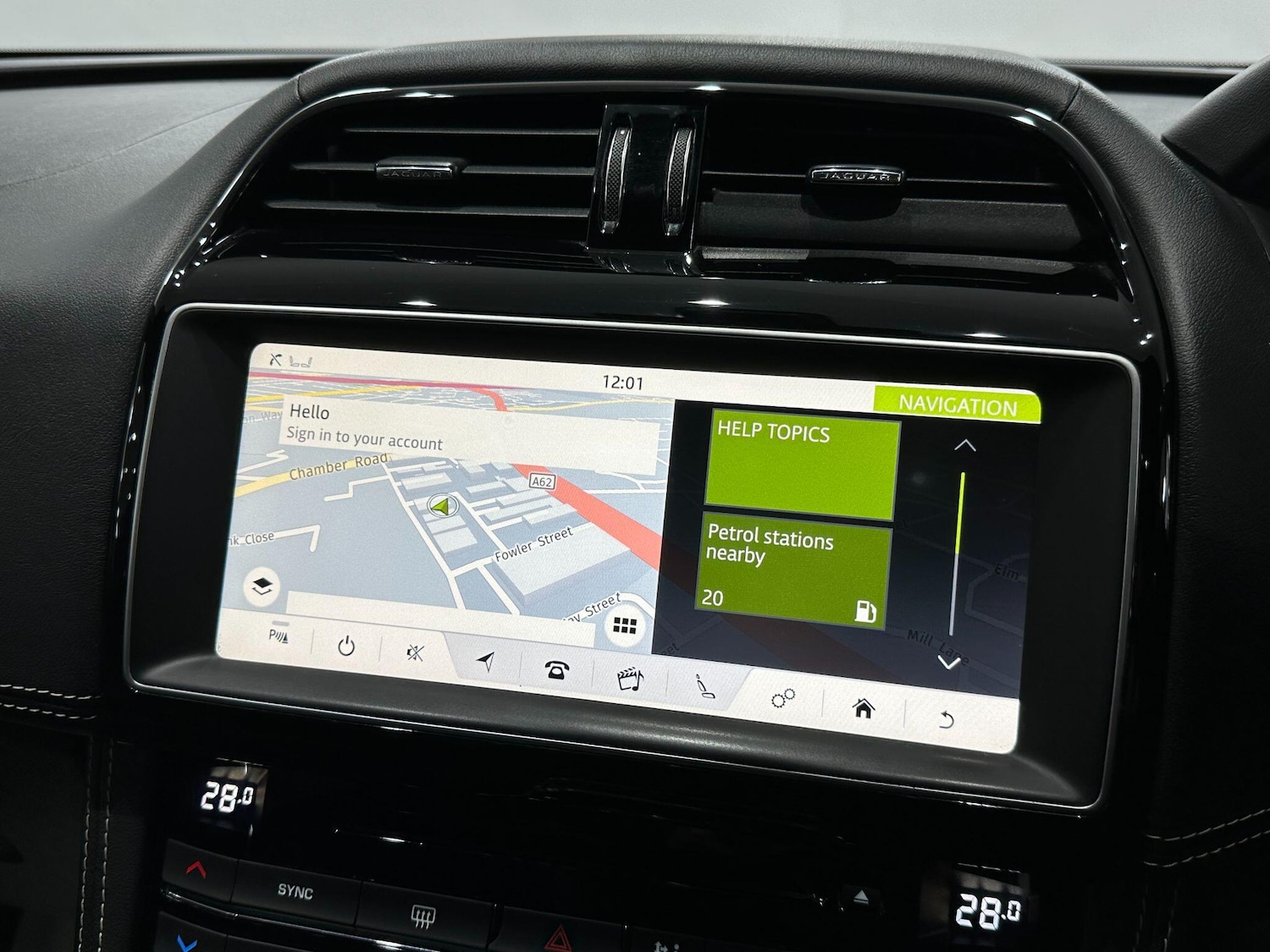 Used Jaguar F-Pace 2017 for sale - 76715240: Photo 40