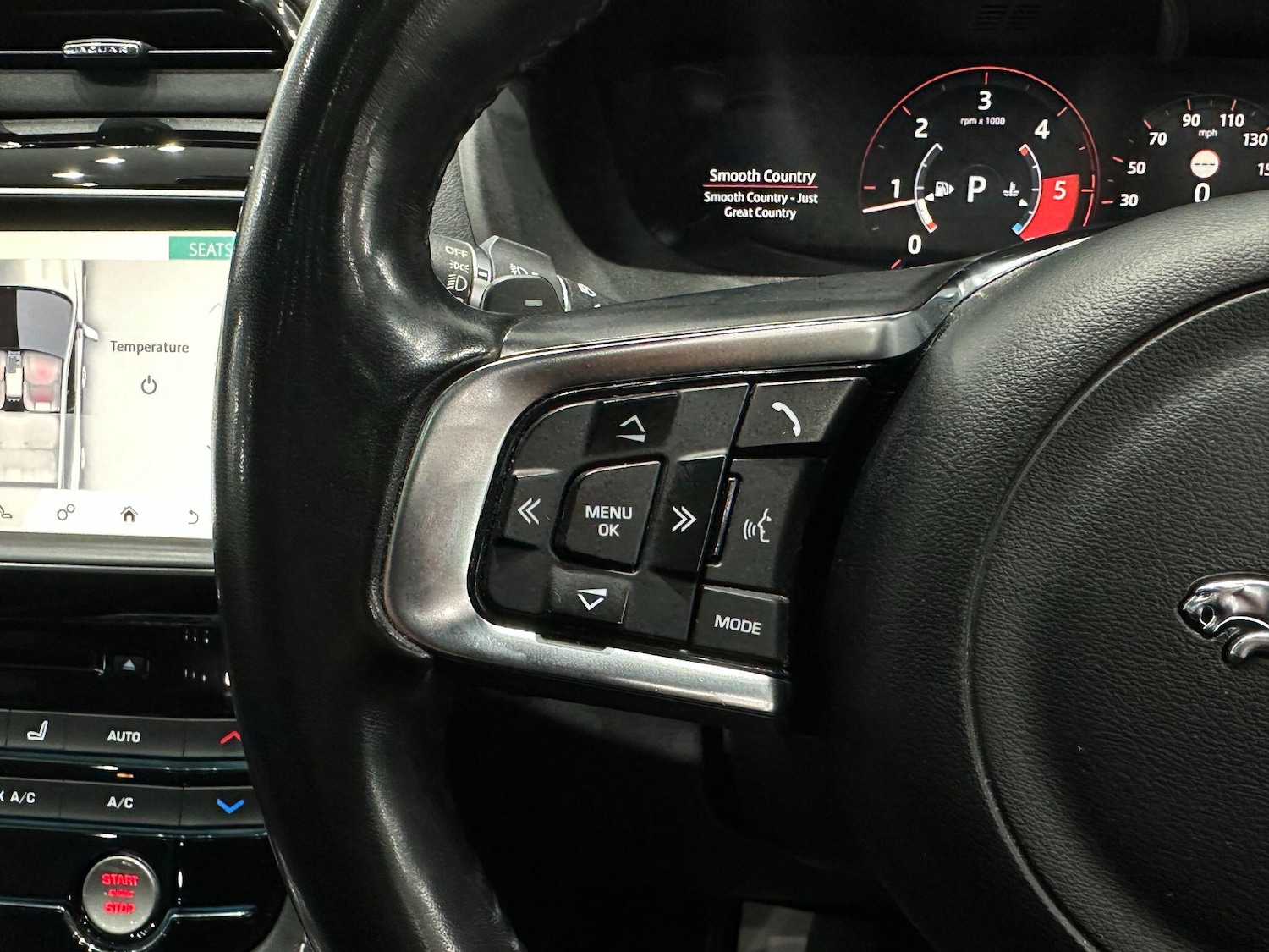 Used Jaguar F-Pace 2017 for sale - 76715240: Photo 53