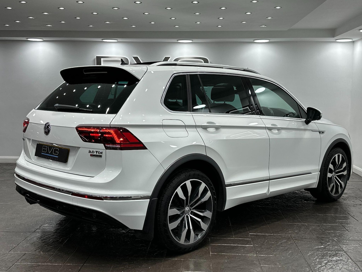 Used Volkswagen Tiguan 2017 for sale - 76865545: Photo 12