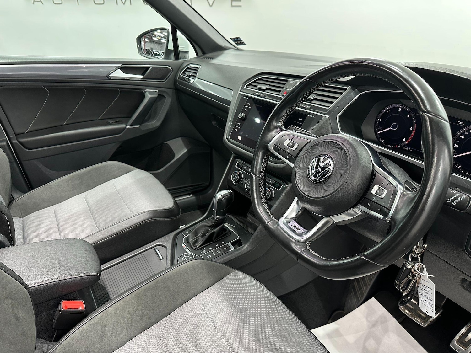 Used Volkswagen Tiguan 2017 for sale - 76865545: Photo 26