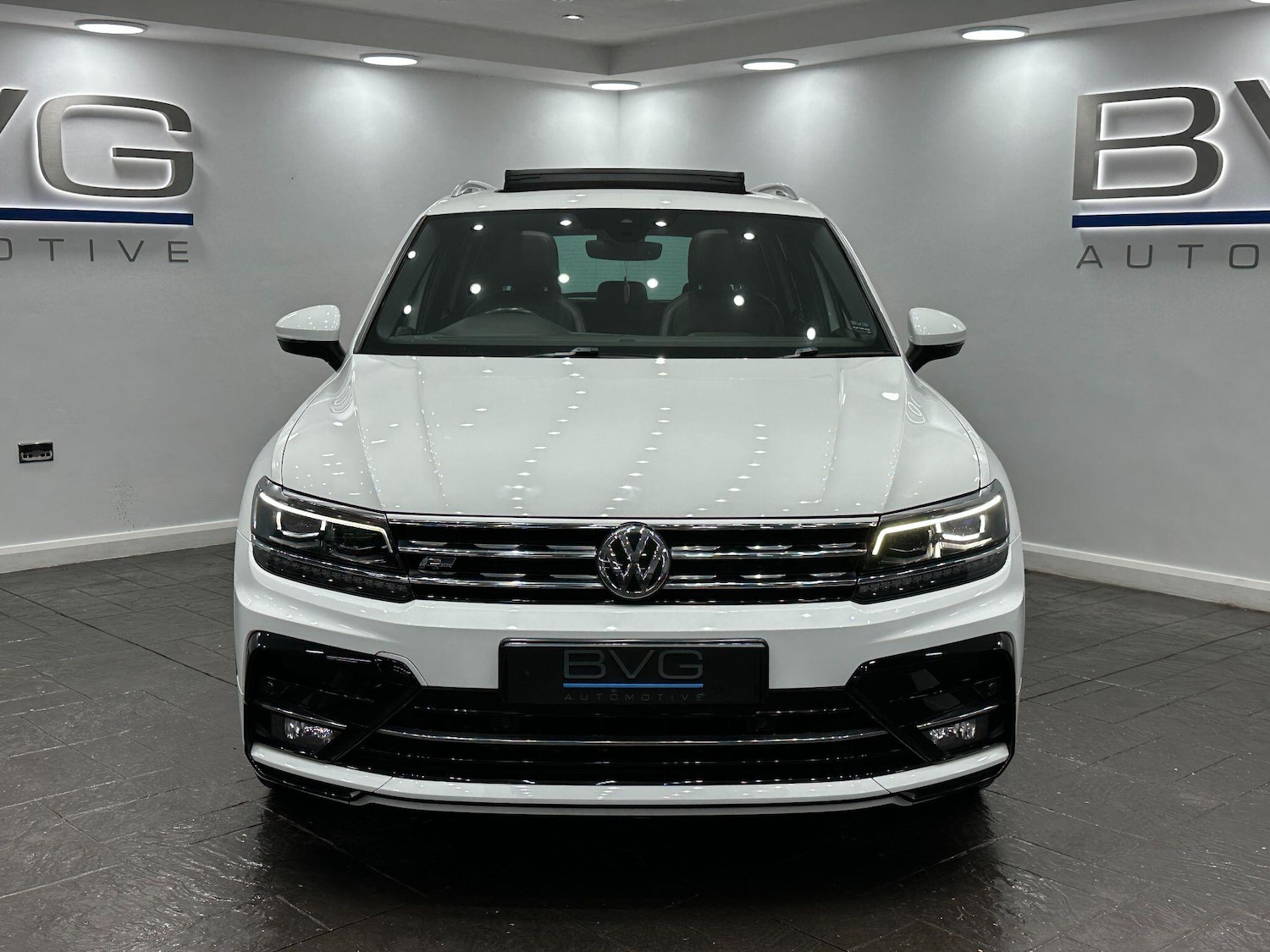 Used Volkswagen Tiguan 2017 for sale - 76865545: Photo 5