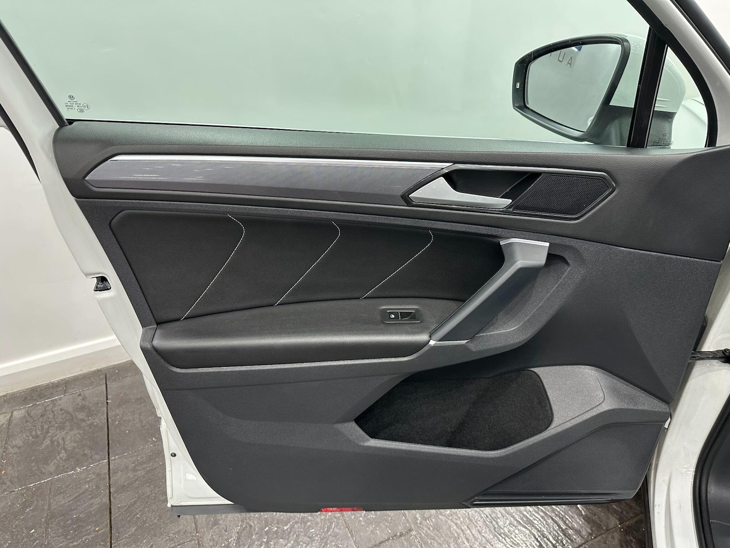 Used Volkswagen Tiguan 2017 for sale - 76865545: Photo 56