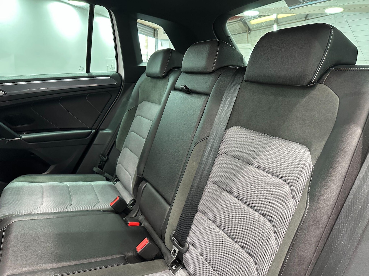 Used Volkswagen Tiguan 2017 for sale - 76865545: Photo 62