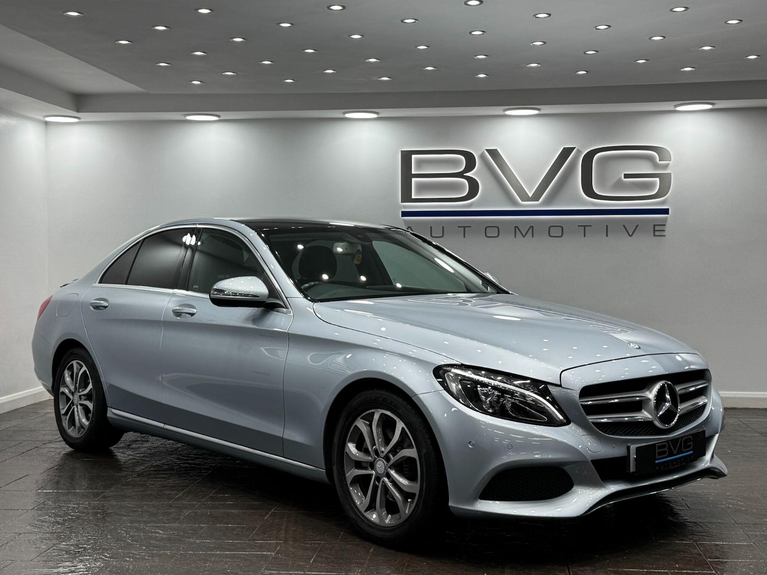 Used Mercedes-Benz C Class 2017 for sale - 77387777: Photo 1