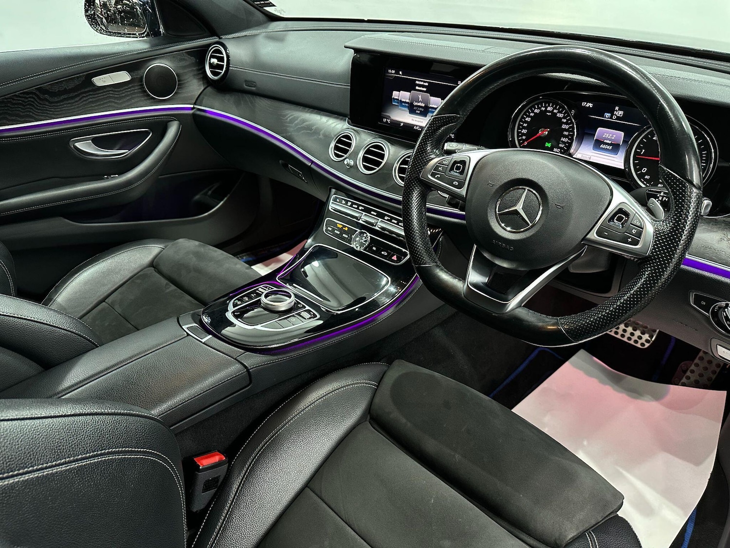 Used Mercedes-Benz E Class 2017 for sale - 76484437: Photo 23