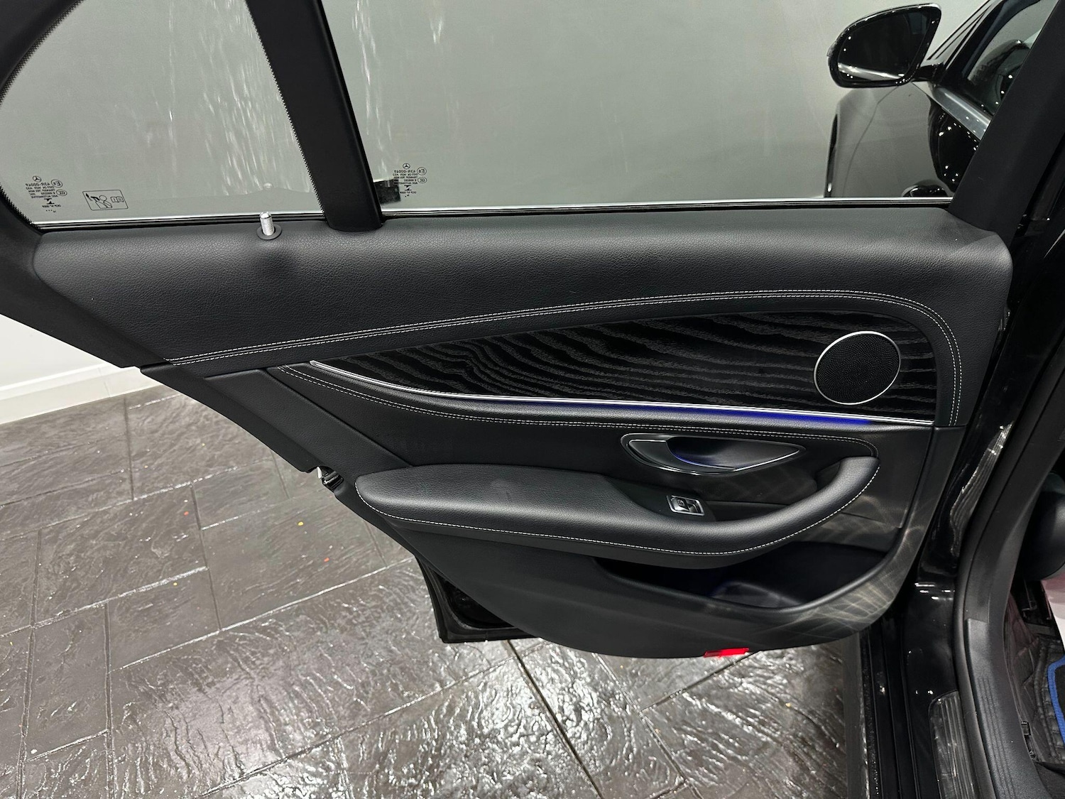 Used Mercedes-Benz E Class 2017 for sale - 76484437: Photo 67