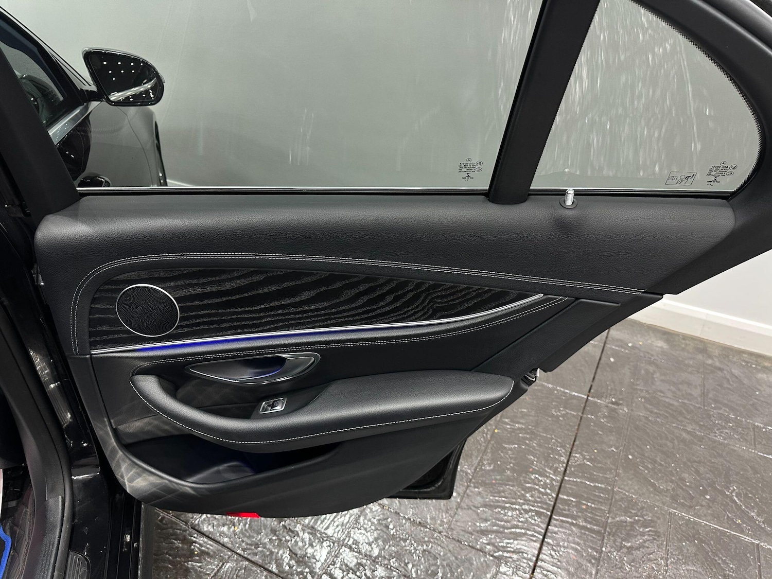 Used Mercedes-Benz E Class 2017 for sale - 76484437: Photo 70