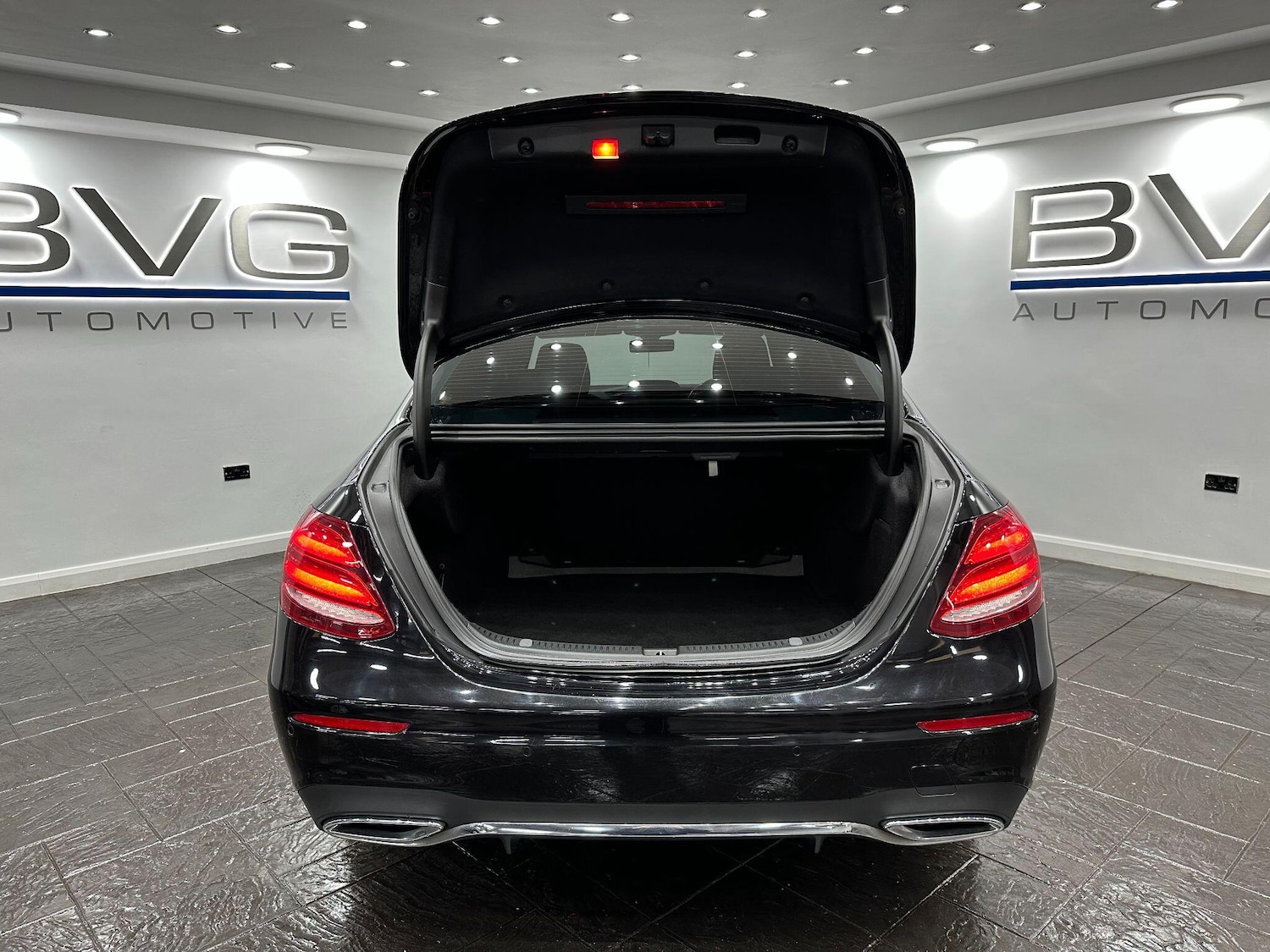 Used Mercedes-Benz E Class 2017 for sale - 76484437: Photo 73