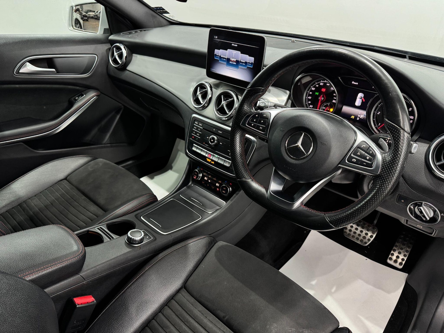 Used Mercedes-Benz GLA 2018 for sale - 77468730: Photo 22