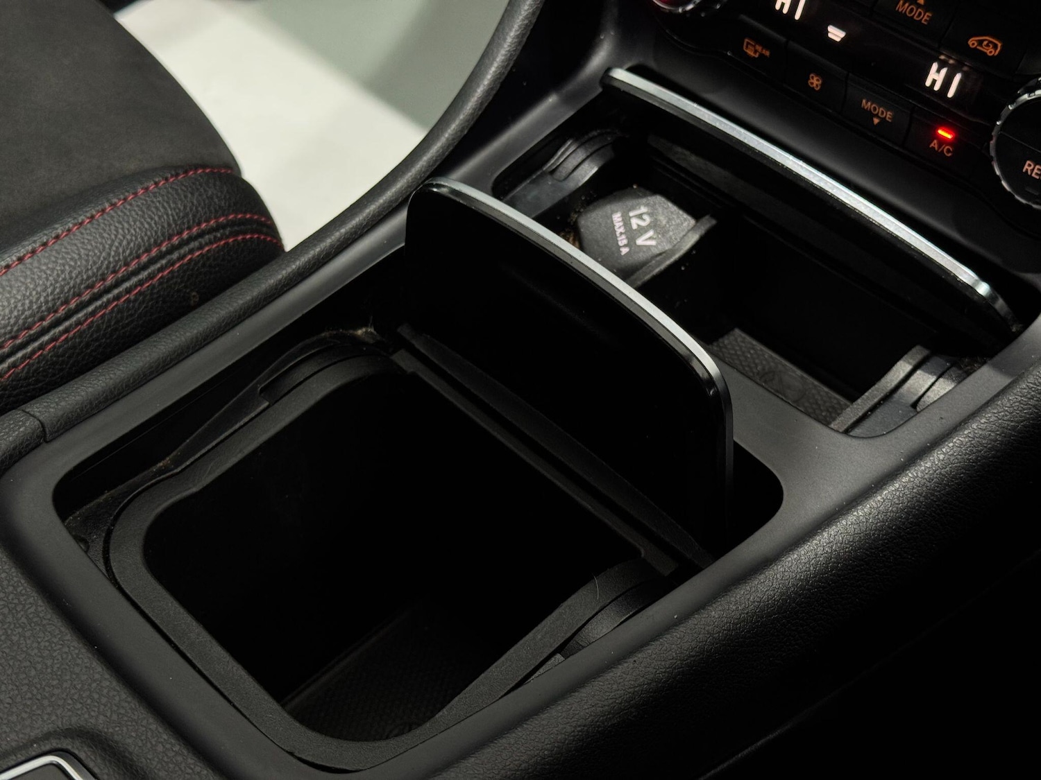 Used Mercedes-Benz GLA 2018 for sale - 77468730: Photo 40