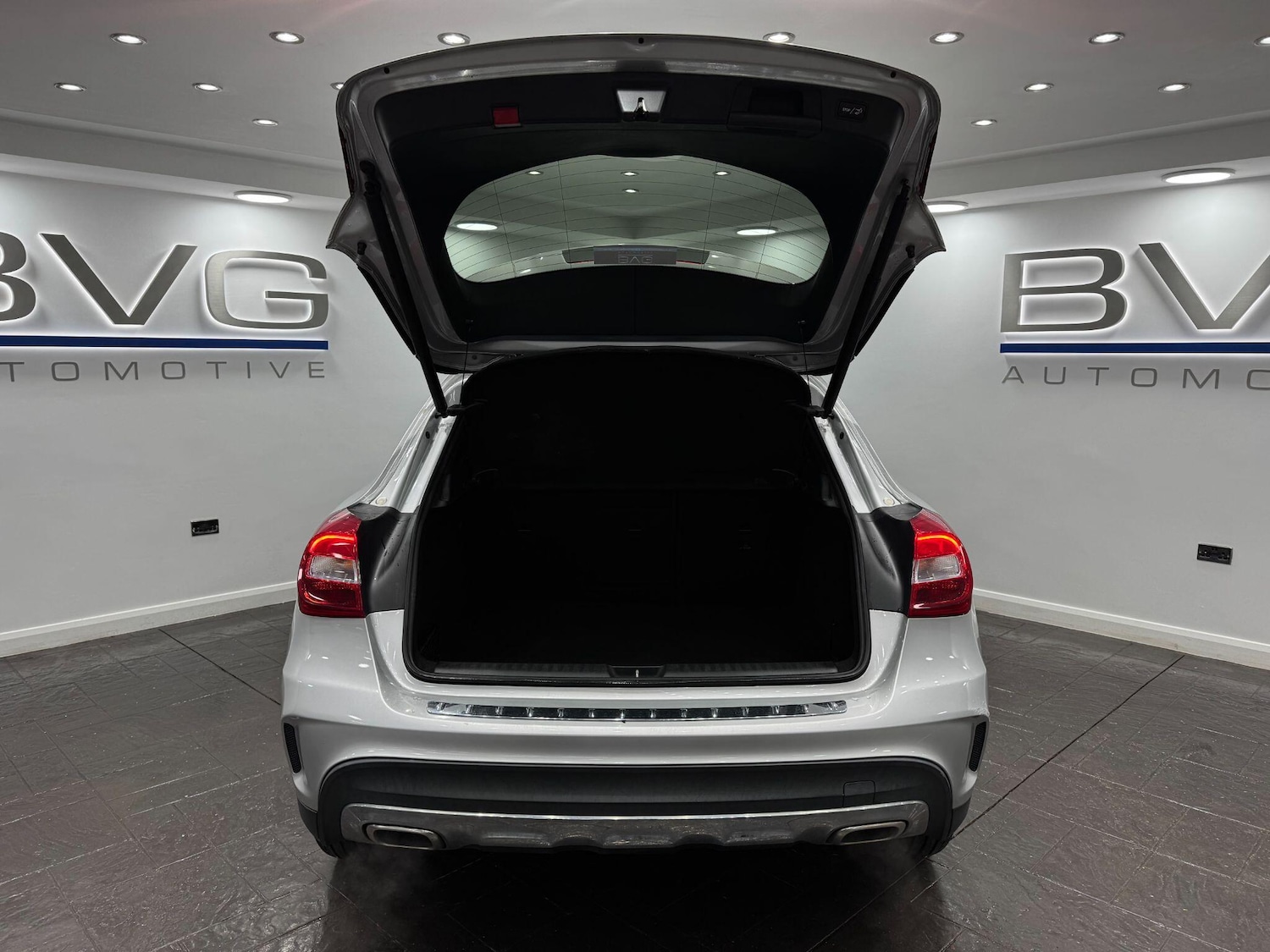 Used Mercedes-Benz GLA 2018 for sale - 77468730: Photo 61