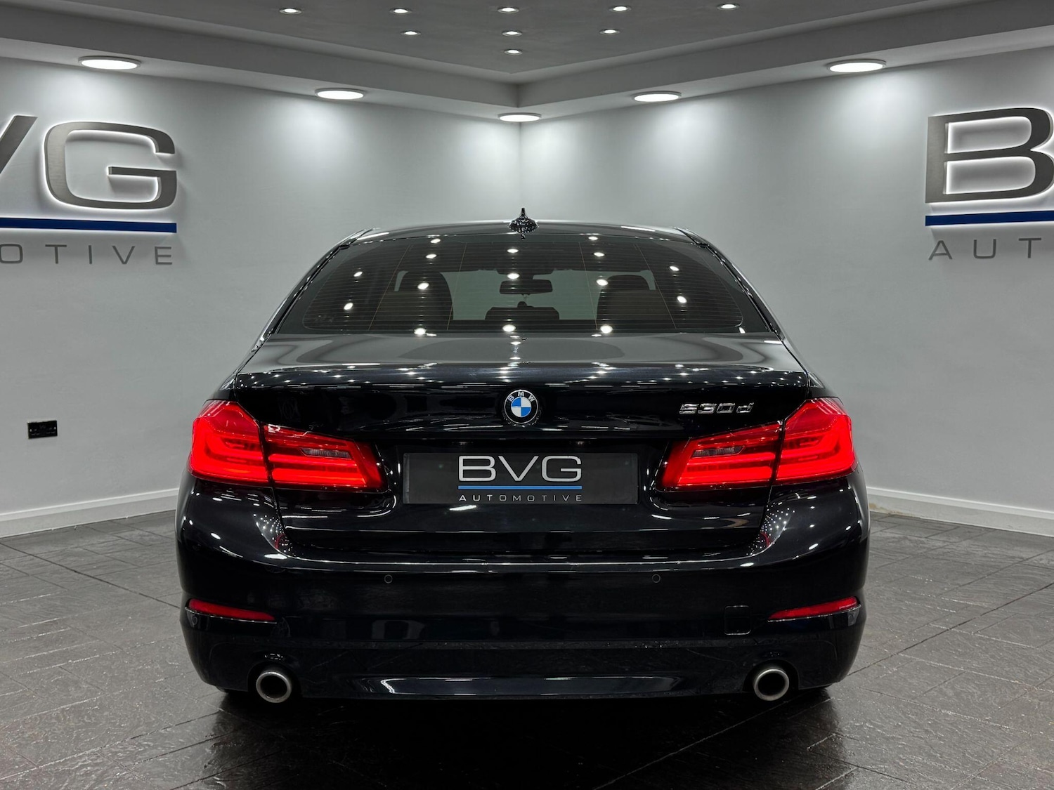 Used BMW 5 Series 2017 for sale - 77130722: Photo 11