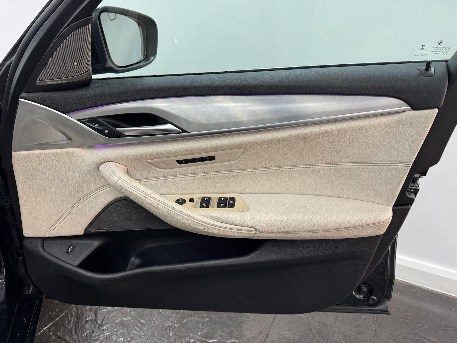 Used BMW 5 Series 2017 for sale - 77130722: Photo 27