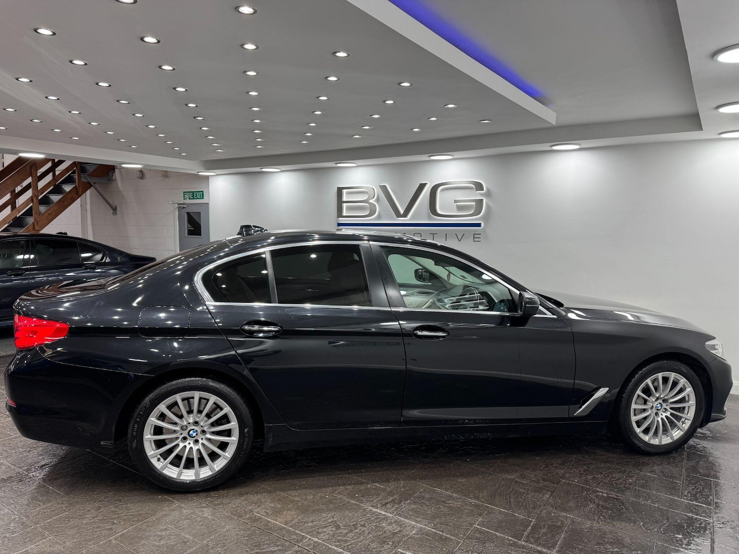 Used BMW 5 Series 2017 for sale - 77130722: Photo 8